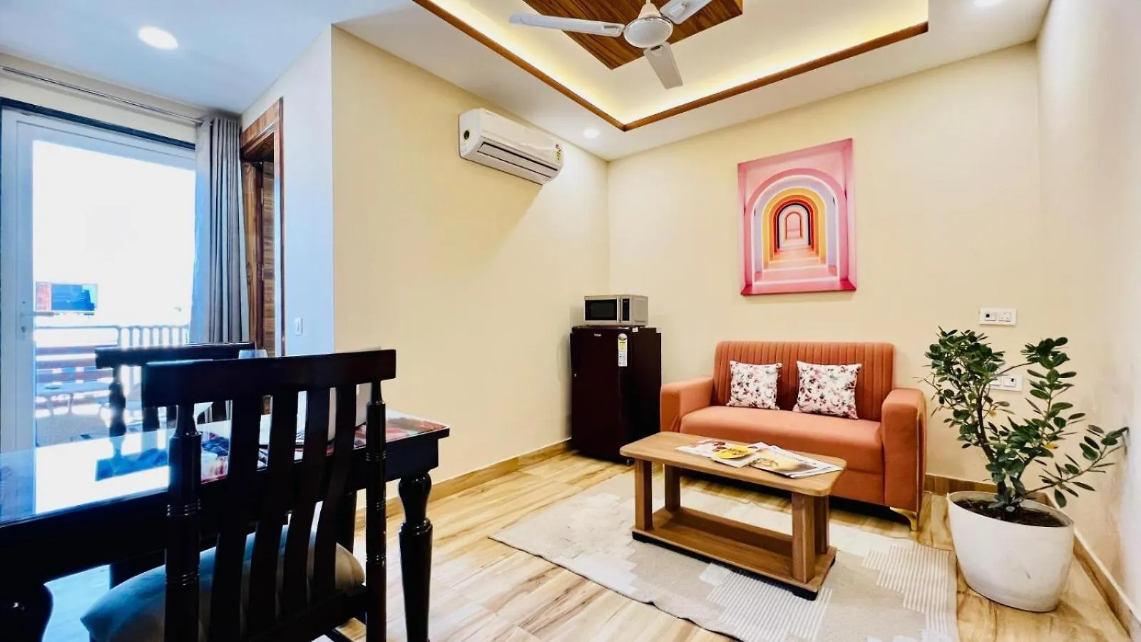 Zen Medicity - Hotel & Serviced Apartments Γκουργκάον