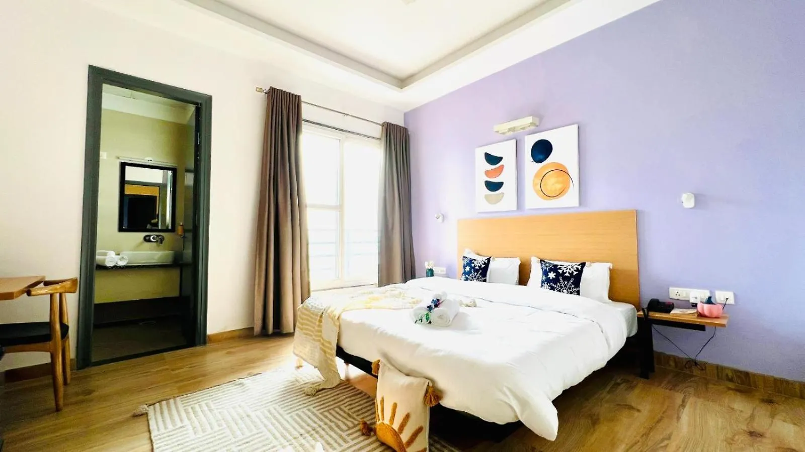Zen Medicity - Hotel & Serviced Apartments Γκουργκάον